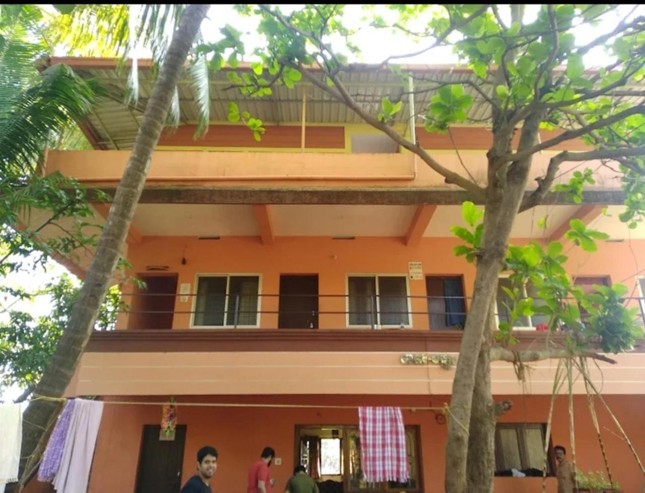 Prabhu Homestay Mavalli Exterior photo