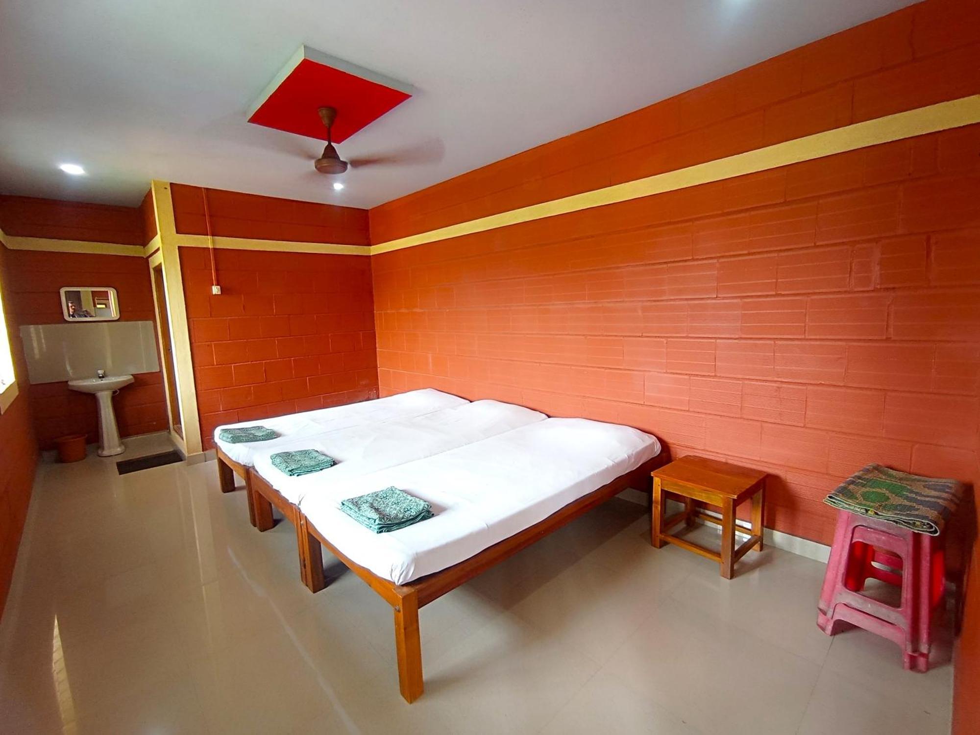 Prabhu Homestay Mavalli Exterior photo
